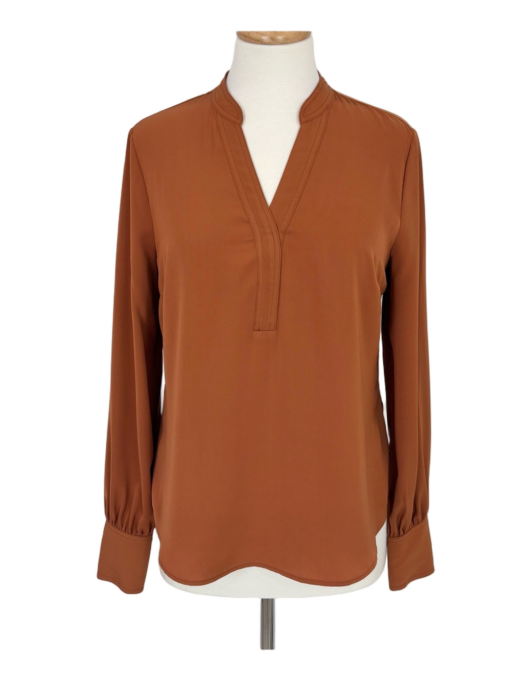 RW&Co caramel brown pullover blouse